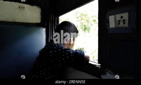 La stazione ferroviaria di Nilambur Road è un capolinea ferroviario che serve la città di Nilambur nel distretto di Malappuram del Kerala, in India. 10 luglio 2023. Foto Stock