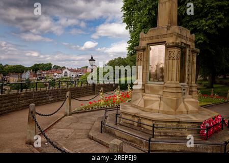 Memoriale di guerra al castello di Knaresborough Foto Stock