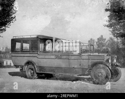 Autobus e Corriere (anni 20 e 30) Foto Stock