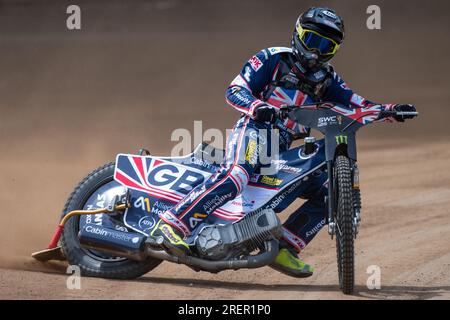 Wroclaw, Polonia. 29 luglio 2023. Tom Brennan (bianco) della Gran Bretagna durante la finale di prove della Monster Energy FIM Speedway World Cup all'Olimpijski Stadium di Breslavia, Polonia, il 28 luglio 2023 (foto di Andrew SURMA/ Credit: SIPA USA/Alamy Live News Foto Stock