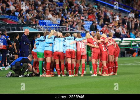 828 luglio 2023; Sydney Football Stadium, Sydney, NSW, Australia: FIFA Women's World Cup Group D Football, Inghilterra contro Danimarca; Danimarca giocatori si riuniscono prima dell'inizio della partita Foto Stock