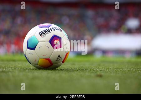Düsseldorf, Germania, 29.07.2023. Fortuna Duesseldorf vs. Hertha BSC, calcio, 2. Bundesliga, 1. Matchday, stagione 2023/2024. LE NORMATIVE UFFICIALI DELLA BUNDESLIGA 2 MATCHBALL DFL VIETANO L'USO DI FOTOGRAFIE COME SEQUENZE DI IMMAGINI E/O QUASI-VIDEO. Credito: NewsNRW / Alamy Live News Foto Stock