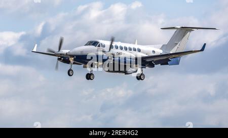 Royal Navy - Beechcraft Super King Air, arrivo alla RAF Fairford per il Royal International Air Tattoo 2023. Foto Stock