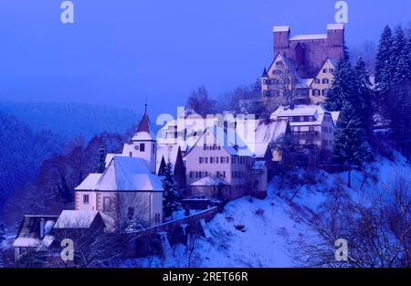 Inverno ad Altensteig-Berneck, vicino a Calw, Baden-Wuerttemberg, Germania Foto Stock