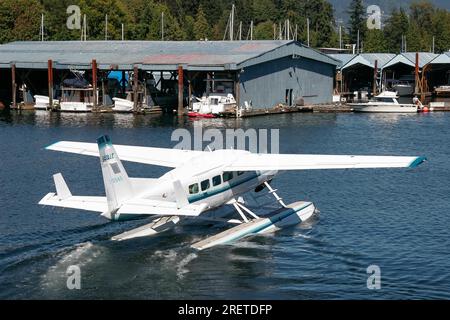 VANCOUVER, BRITISH COLUMBIA, CANADA - 14 AGOSTO: Idrovolante che lascia Vancouver il 14 agosto 2007 Foto Stock