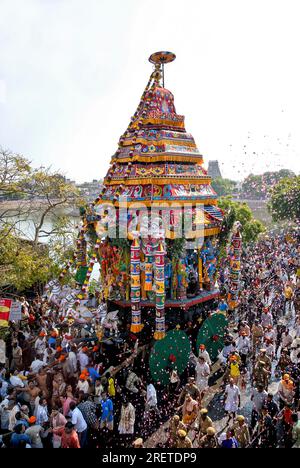 Festival dei carri del Tempio nel tempio Kapaleeswarar a Mylapore, Chennai, Tamil Nadu, India, Asia Foto Stock