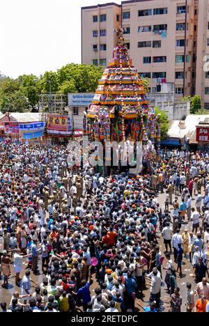 Festival dei carri del Tempio nel tempio Kapaleeswarar a Mylapore, Chennai, Tamil Nadu, India, Asia Foto Stock