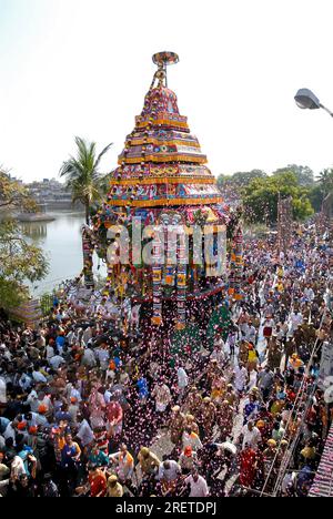 Festival dei carri del Tempio nel tempio Kapaleeswarar a Mylapore, Chennai, Tamil Nadu, India, Asia Foto Stock