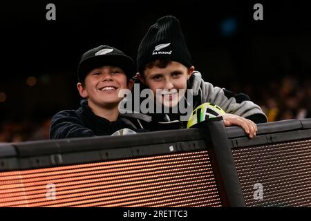 Melbourne, Australia, 29 luglio 2023. I bambini si mettono in posa durante il Bledisloe Cup match tra Australia Wallabies e New Zealand All Blacks al Melbourne Cricket Ground il 29 luglio 2023 a Melbourne, Australia. Crediti: Dave Hewison/Speed Media/Alamy Live News Foto Stock