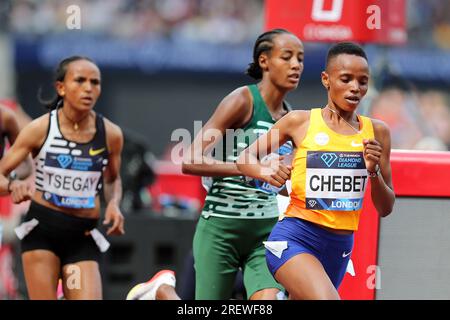 Beatrice CHEBET (Kenya) gareggia nella finale femminile dei 5000m alla IAAF Diamond League 2023, Queen Elizabeth Olympic Park, Stratford, Londra, Regno Unito. Foto Stock