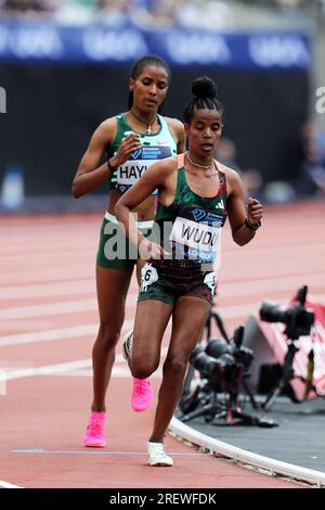 Melknat WUDU (Etiopia) gareggia nella finale femminile dei 5000 m alla IAAF Diamond League 2023, Queen Elizabeth Olympic Park, Stratford, Londra, Regno Unito. Foto Stock