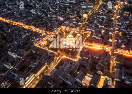 Edifici e paesaggi. Foto a Weishan, Yunnan, Cina. Foto Stock