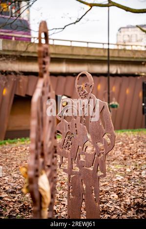 Michael Bond Sculpture Memorial, Paddington, LondonLondon Foto Stock