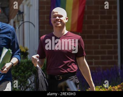 Rockville, Stati Uniti d'America. 2 giugno 2023. Samuel Brinton, 34 anni, fotografato fuori dalla loro casa a Rockville, Maryland, venerdì 2 giugno 2023. Credito: Ron Sachs/CNP per NY Post/Sipa USA (RESTRIZIONE: NESSUN giornale o giornale New York o New Jersey entro un raggio di 75 miglia da New York City. Daily mail Out) credito: SIPA USA/Alamy Live News Foto Stock