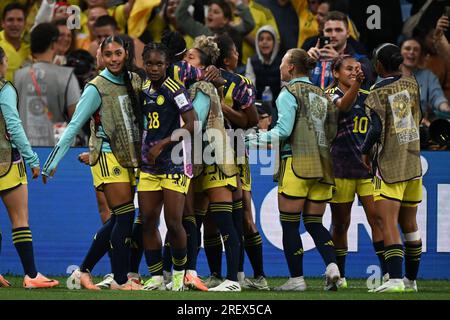 Sydney, Australia. 30 luglio 2023. Calcio, donne: Coppa del mondo, Germania - Colombia, turno preliminare, gruppo H, 2° giorno al Sydney Football Stadium, la colombiana Linda Caicedo (2° da sinistra) festeggia con la sua squadra l'1:2. Credito: Sebastian Christoph Gollnow/dpa/Alamy Live News Foto Stock