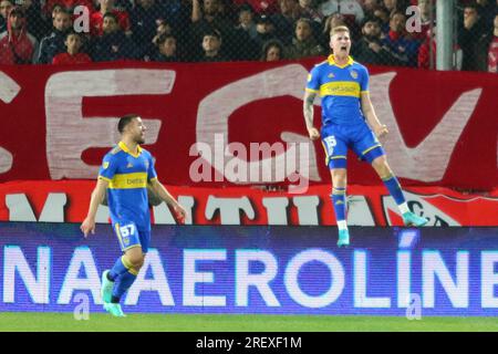 Buenos Aires, Argentina. 29 luglio 2023. Nicolas Valentini del Boca Juniors celebra il suo gol durante un derby per il 27° round della Liga Profesional de Fútbol Binance Cup argentina allo Stadio Libertadores de América ( Credit: Néstor J. Beremblum/Alamy Live News Foto Stock