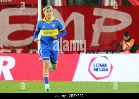 Buenos Aires, Argentina. 29 luglio 2023. Ezequiel Zeballos del Boca Juniors celebra il suo gol durante un derby per il 27° round della Liga Profesional de Fútbol Binance Cup Argentina allo Stadio Libertadores de América ( Credit: Néstor J. Beremblum/Alamy Live News Foto Stock