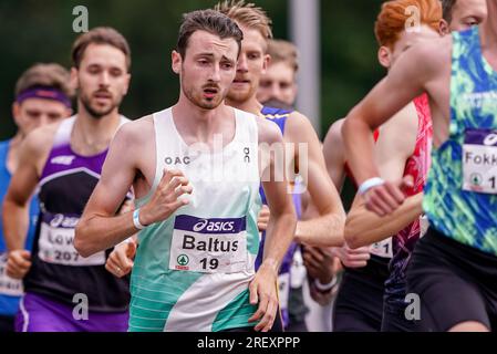 BREDA, PAESI BASSI - LUGLIO 30: Noah Baltus di SAV gareggia sugli uomini - finale di 1500 metri durante i Campionati nazionali olandesi di atletica leggera il 30 luglio 2023 a Breda, Paesi Bassi (foto di Andre Weening/Orange Pictures) credito: Orange Pics BV/Alamy Live News Foto Stock