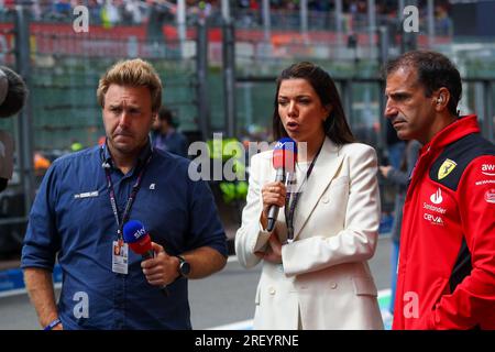 Davide Valsecchi (ITA), Federica Masolin (ITA) - presentatori DI SKY TV Italia e Marc Gene (SPA) durante la gara di domenica 30 luglio CROCIERA IN FORMULA 1 MSC Foto Stock