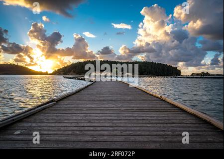 Zona di Zvernec e monastero su un'isola nella laguna di Narta vicino a Valona, ALBANIA Foto Stock