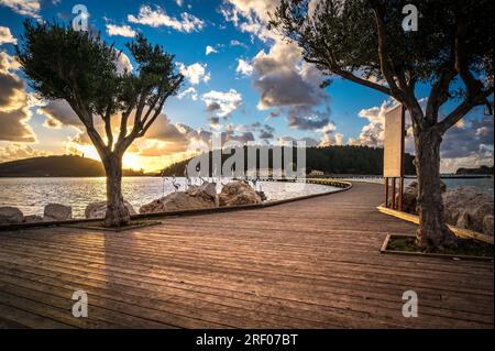 Zona di Zvernec e monastero su un'isola nella laguna di Narta vicino a Valona, ALBANIA Foto Stock