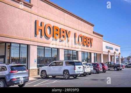 Springfield, Missouri - 22 marzo 2019: Hobby lobby Stores, Inc. È una catena di negozi di artigianato e arte con sede a Oklahoma City. Foto Stock