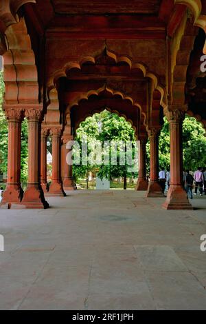 Archi di Diwan-i-Aam, il complesso del Forte Rosso, New Delhi, India Foto Stock