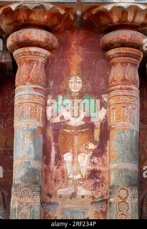 Un affresco murale dipinto sulla parete di un tempio, il Tempio di Airavatesvara a Darasuram vicino a Kumbakonam, il distretto di Thanjavur, Tamil Nadu, India meridionale Foto Stock
