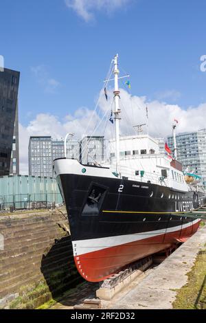 Liverpool, regno unito, 16 maggio 2023, barca in bacino di carenaggio, albert dock liverpool Foto Stock