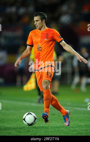 FOTO D'ARCHIVIO: Robin van PERSIE compie 40 anni il 6 agosto 2023, Robin VAN PERSIE (NED), azione, azione singola, immagine singola, ritaglio, immagine integrale, figura intera. Partita a gironi, turno preliminare, partita 12, gruppo B, Paesi Bassi (NED) - Germania (GER), il 13 giugno 2012 a Kharkov/Ucraina calcio UEFA EURO 2012 P olen/Ucraina dall'8 giugno. - 01.07.2012. ? Foto Stock