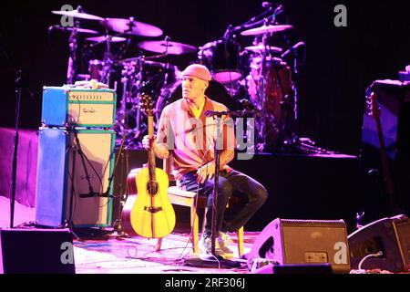 30 luglio 2023, Cartagine, Tunisi, Tunisia: Concerto della star americana Ben Harper, cantautore nell'ambito della 57a edizione del Carthage International Festival. (Immagine di credito: © Chokri Mahjoub/ZUMA Press Wire) SOLO USO EDITORIALE! Non per USO commerciale! Foto Stock