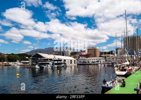 Elizabeth Street Pier a Hobart City, in Tasmania, Australia, Oceania. Hobart è la capitale e la città più popolosa dell'isola dello stato della Tasmania. Foto Stock