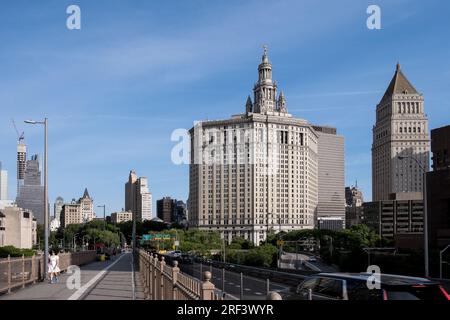 Vista di Lower Manhattan, la parte più meridionale di Manhattan, il quartiere centrale per gli affari, la cultura e il governo di New York City Foto Stock