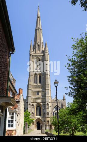 Chiesa di Grantham St Wulfram con guglia di chiesa Grantham South Kesteven Lincolnshire Inghilterra Regno Unito GB Europa Foto Stock