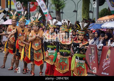 Balli Bakena dal centro di kalimantan al BEN Carnival Foto Stock