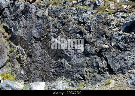 La Dunite o olivinite è una roccia plutonica ultramafica composta prevalentemente da olivina (minerale silicato di ferro e magnesio). Questa foto è stata scattata a Cabo O. Foto Stock