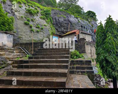 27 luglio 2023, il forte di Shivneri è una fortificazione militare del XVII secolo, è il luogo di nascita di Chhatrapati Shivaji Maharaj, Foto Stock