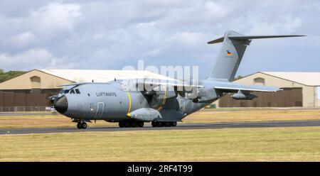 Luftwaffe tedesca, Airbus A400M al Royal International Air Tattoo 2023 Foto Stock