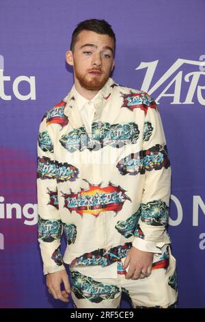 **FILE PHOTO** Angus Cloud è morto. LOS ANGELES, CA - 11 AGOSTO: Angus Cloud al Power of Young Hollywood 2022 di Variety presentato da Facebook Gaming alla NeueHouse Hollywood di Los Angeles, California l'11 agosto 2022. Crediti: Faye Sadou/MediaPunch Foto Stock