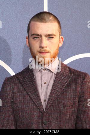 **FILE PHOTO** Angus Cloud è morto. LOS ANGELES, CA - 4 GIUGNO: Angus Cloud, alla Los Angeles Premiere dell'Euphoria di HBO al Cinerama Dome di Los Angeles, California il 4 giugno 2019. Crediti: Faye Sadou/MediaPunch Foto Stock