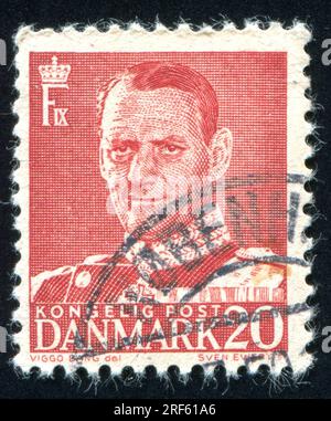 DANIMARCA - CIRCA 1948: Timbro stampato dalla Danimarca, mostra Frederik IX, circa 1948 Foto Stock