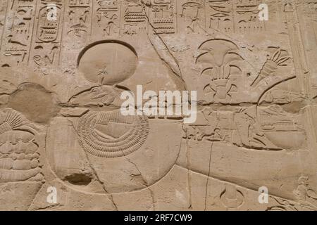 Darstellung Gott Amun als Widder, Tempel des Amun-Re, Karnak-Tempel, Karnak, Ägypten Foto Stock