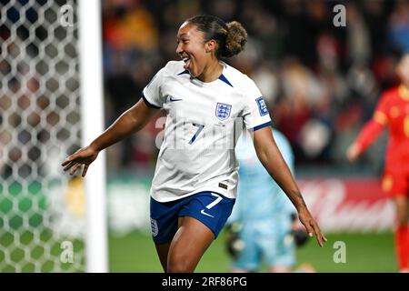 Adelaide, Australia. 1 agosto 2023. L'inglese Lauren James celebra il punteggio durante la partita del gruppo D tra Cina e Inghilterra alla Coppa del mondo femminile 2023 ad Adelaide, Australia, 1 agosto 2023. Crediti: Mao Siqian/Xinhua/Alamy Live News Foto Stock