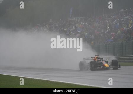 Max Verstappen dei Paesi Bassi alla guida della (1) Oracle Red Bull Racing RB19 Honda RBPT durante il Gran Premio del Belgio 2023 di Formula 1 MSC Cruises il 30 luglio 2023 a Francorchamps, in Belgio. Foto Stock