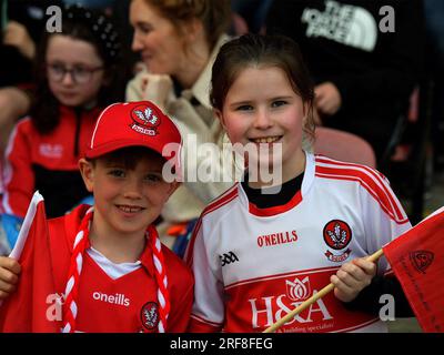 Derry GAA tifosi senior della squadra di calcio a Celtic Park, Derry, Irlanda del Nord foto: George Sweeney/Alamy Foto Stock