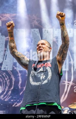 Milwaukee, USA. 31 luglio 2023. Phil Anselmo di Pantera all'American Family Insurance Amphitheatre il 31 luglio 2023, a Milwaukee, Wisconsin (foto di Daniel DeSlover/Sipa USA) credito: SIPA USA/Alamy Live News Foto Stock