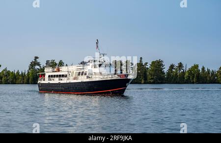 Barca Isle Royale sul lungofiume sul lago Superior a Copper Harbor sulla penisola di Keweenaw, Michigan superiore, Stati Uniti Foto Stock