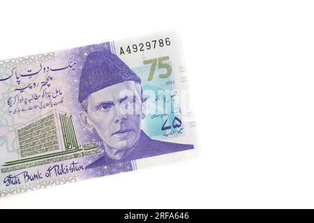 Banconota bancaria ufficiale pakistana di 75 rupie Foto Stock