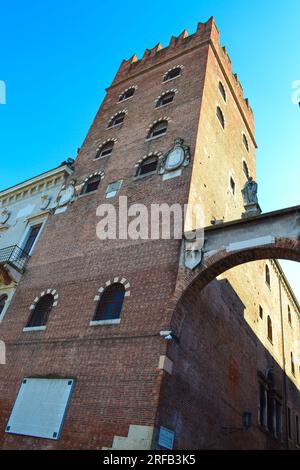 Palazzo del Cansignorio in Piazza dei signori nel centro storico di Verona. La città di Verona è un sito patrimonio dell'umanità dell'UNESCO. Foto Stock