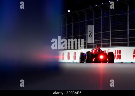 Londra, Royaume University. 29 luglio 2023. Branding logo illustrazione ABB durante l'ePrix di Londra Hankook 2023, dodicesimo incontro del Campionato Mondiale di Formula e ABB FIA 2022-23, sull'Excel di Londra dal 29 al 30 luglio 2023, Regno Unito - foto André Ferreira/DPPI Credit: DPPI Media/Alamy Live News Foto Stock